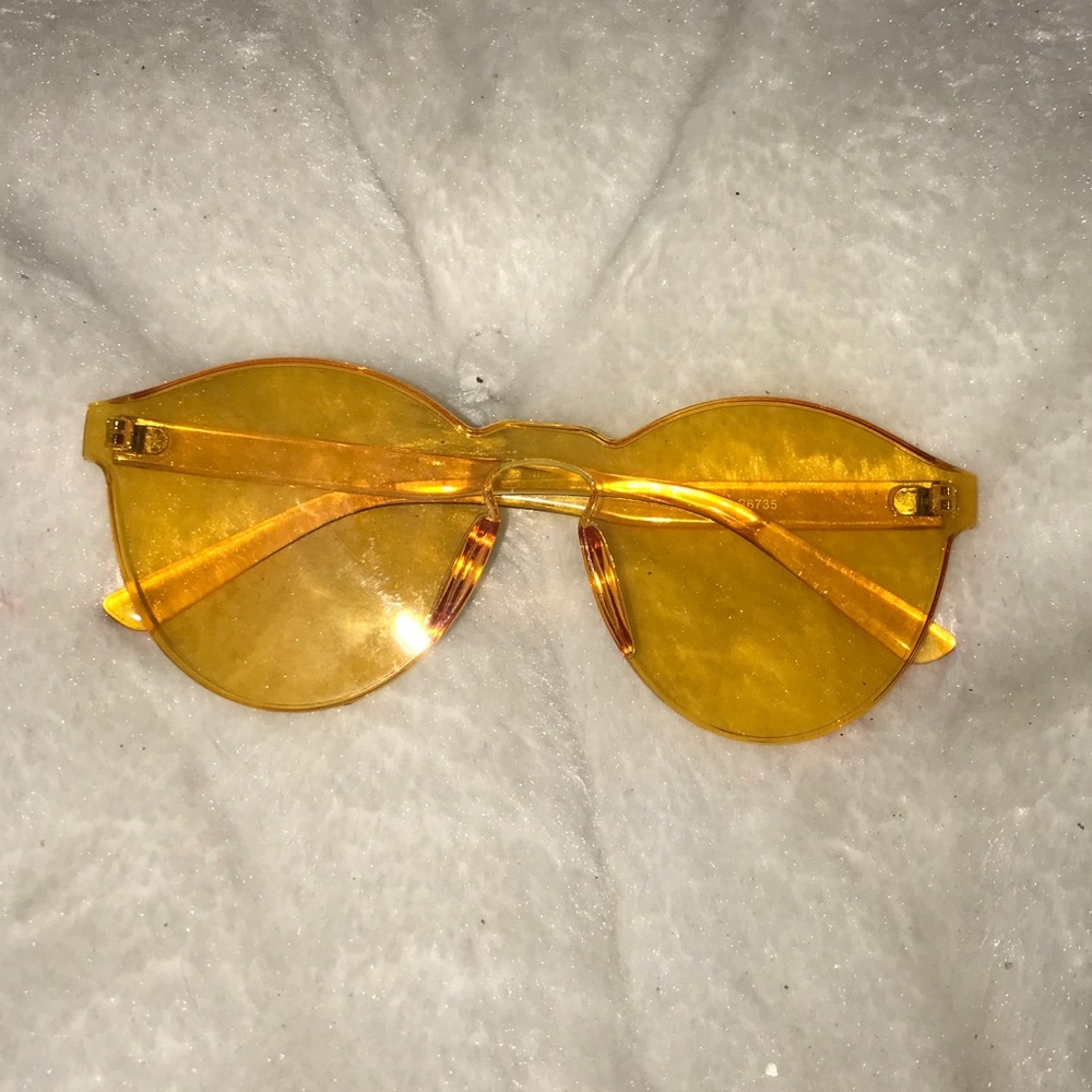 Yellow shades
